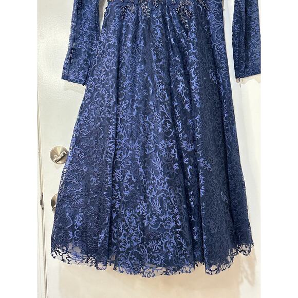 Mac Duggal Floral Waist Long Sleeve Dress Navy Size 6 NWT 112181 Elegant MOB - Picture 16 of 16
